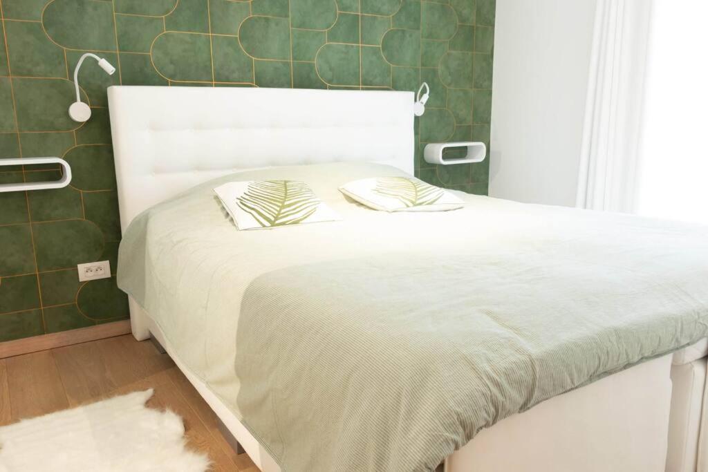 A Bien Venue - Modern Appartement, 50M Van Zee Knokke-Heist Exteriör bild